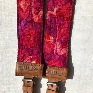 HIPTIPICO backpack straps